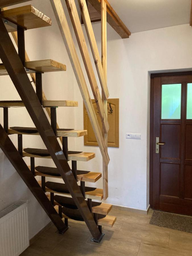 Chalupa A Apartmany Lojka Benecko Bagian luar foto